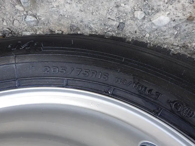 いすゞ エルフ TKG-NPR85AR(2WD)の写真27