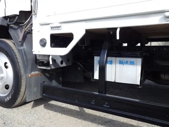 いすゞ エルフ TKG-NPR85AR(2WD)の写真37