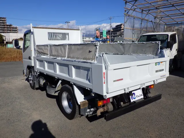 三菱 キャンター 2PG-FBA60(2WD)の写真2