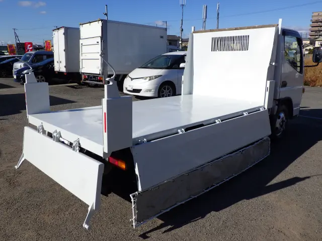 三菱 キャンター 2PG-FBA60(2WD)の写真22