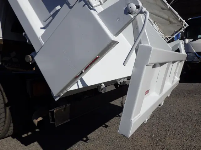 三菱 キャンター 2PG-FBA60(2WD)の写真27