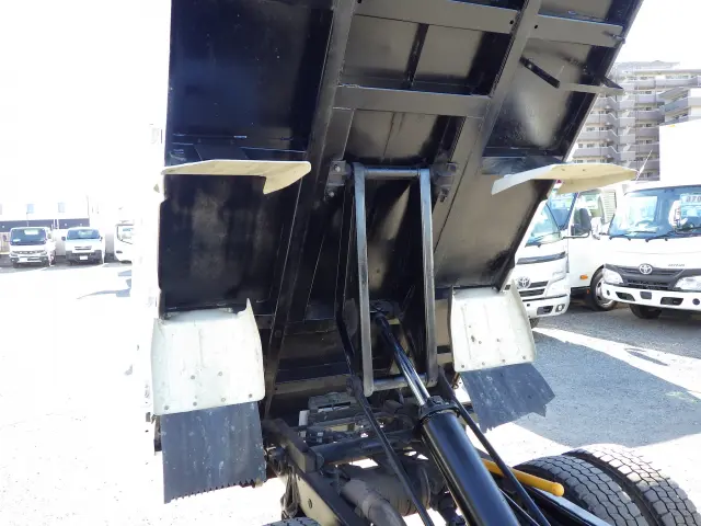 三菱 キャンター 2PG-FBA60(2WD)の写真33