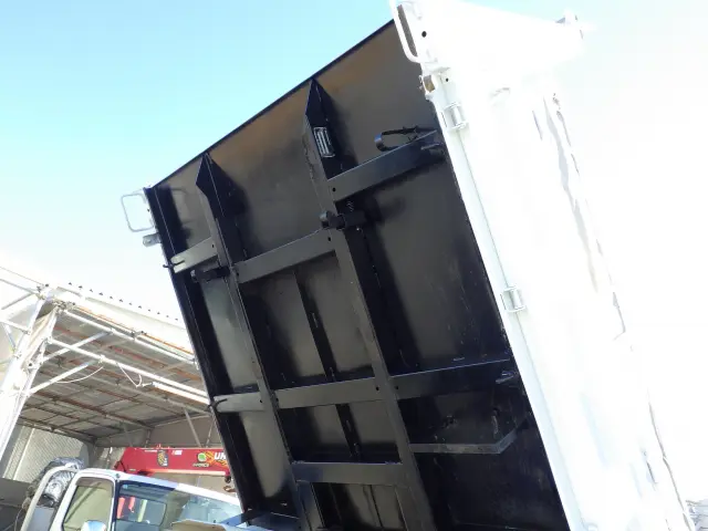 三菱 キャンター 2PG-FBA60(2WD)の写真39