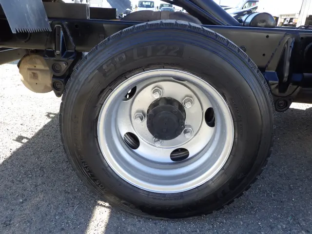 三菱 キャンター 2PG-FBA60(2WD)の写真42