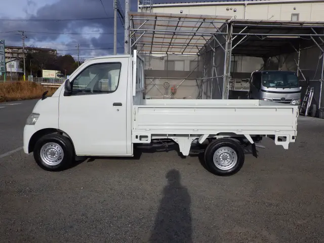 トヨタ ライトエーストラック DBF-S402U(2WD)の写真3