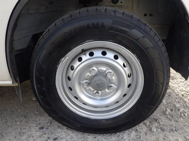 トヨタ ライトエーストラック DBF-S402U(2WD)の写真26