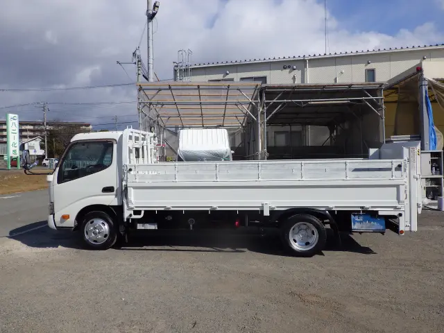 トヨタ ダイナ TKG-XZU655(2WD)の写真3