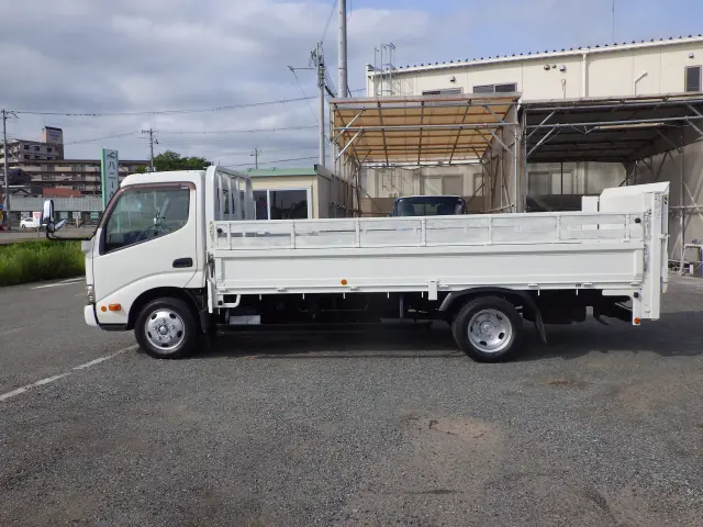 トヨタ ダイナ TKG-XZU655(2WD)の写真3
