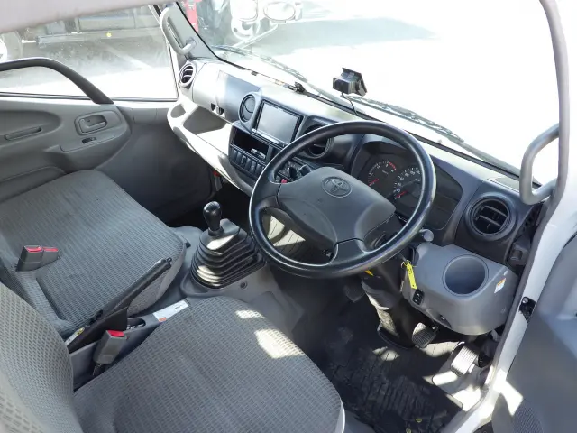 トヨタ ダイナ TKG-XZU655(2WD)の写真6