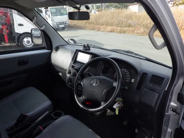 トヨタ タウンエーストラック DBF-S402U(2WD)の写真6
