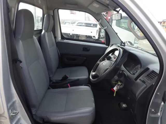 トヨタ タウンエーストラック DBF-S402U(2WD)の写真7