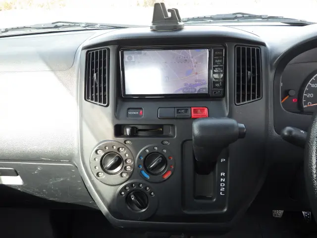 トヨタ タウンエーストラック DBF-S402U(2WD)の写真9