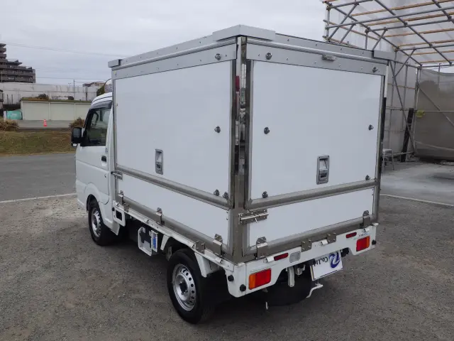 スズキ アルトバン EBD-DA16T(2WD)の写真2