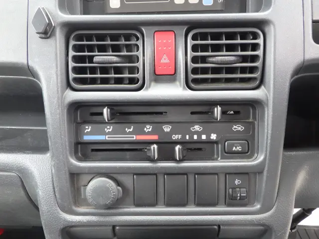 スズキ アルトバン EBD-DA16T(2WD)の写真11