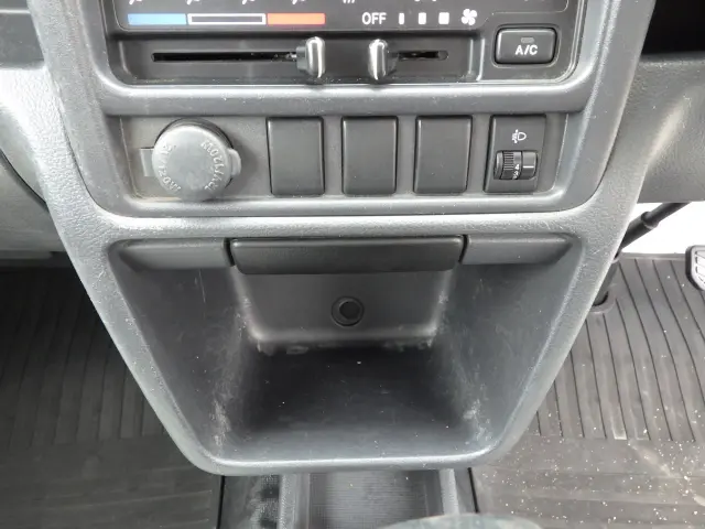 スズキ アルトバン EBD-DA16T(2WD)の写真12