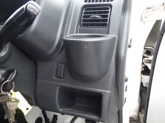 スズキ アルトバン EBD-DA16T(2WD)の写真13