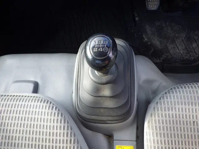 トヨタ ダイナ ＡＢＦ-ＴＲＹ220(2WD)の写真16