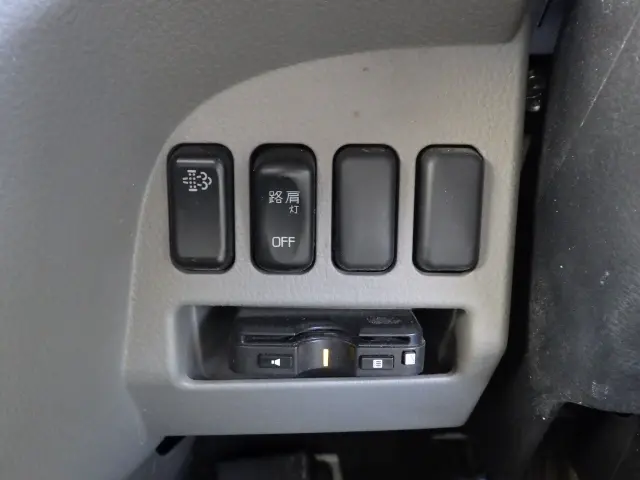 三菱 キャンター 2RG-FBA20(2WD)の写真12