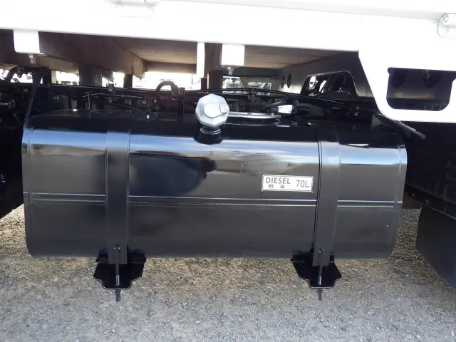 三菱 キャンター 2RG-FBA20(2WD)の写真33