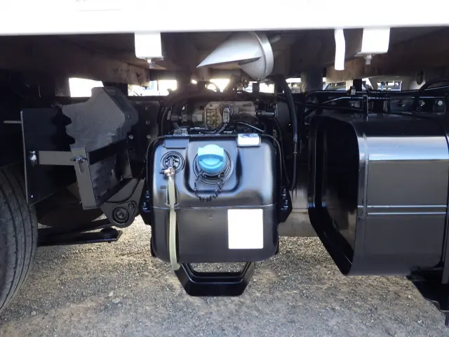 三菱 キャンター 2RG-FBA20(2WD)の写真35