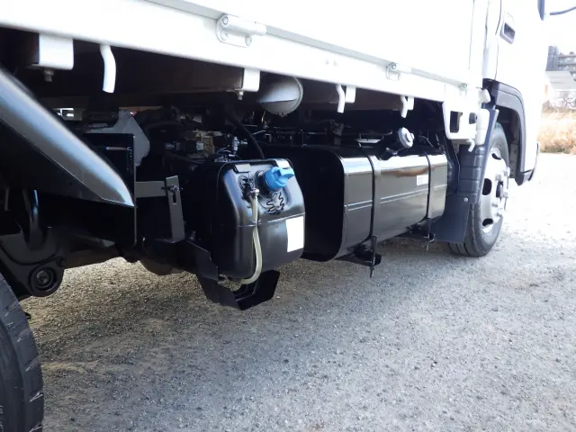 三菱 キャンター 2RG-FBA20(2WD)の写真37