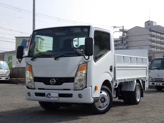 日産 アトラス SKG-TZ2F24(2WD)の写真1