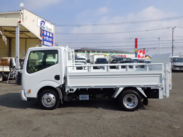 日産 アトラス SKG-TZ2F24(2WD)の写真3