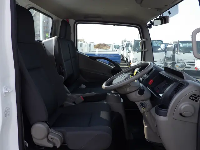 日産 アトラス SKG-TZ2F24(2WD)の写真7