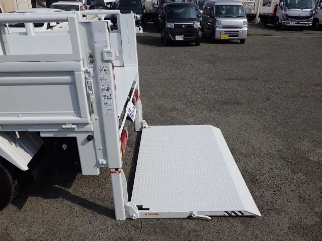 日産 アトラス SKG-TZ2F24(2WD)の写真29