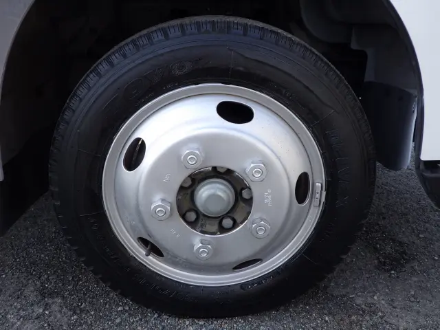 日産 アトラス SKG-TZ2F24(2WD)の写真31