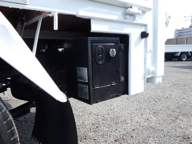 日産 アトラス SKG-TZ2F24(2WD)の写真42