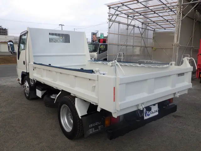 いすゞ エルフ TKG-NJR85AN(2WD)の写真2