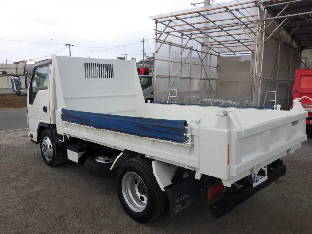 いすゞ エルフ TKG-NJR85AN(2WD)の写真20