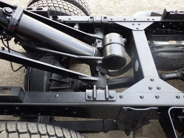 いすゞ エルフ TKG-NJR85AN(2WD)の写真29