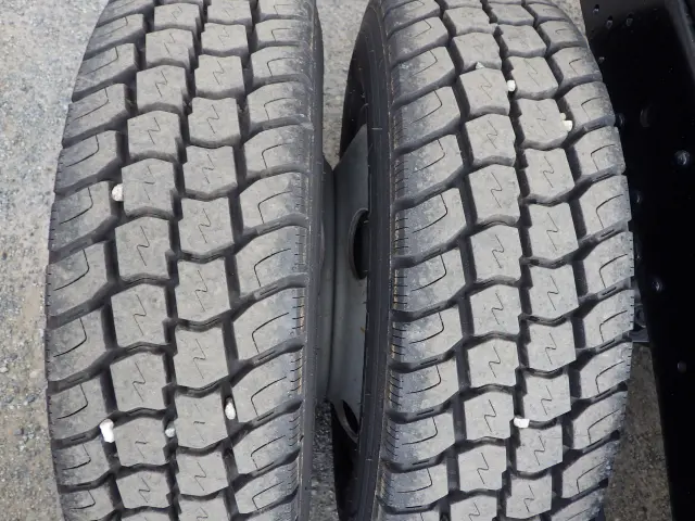 いすゞ エルフ TKG-NJR85AN(2WD)の写真43