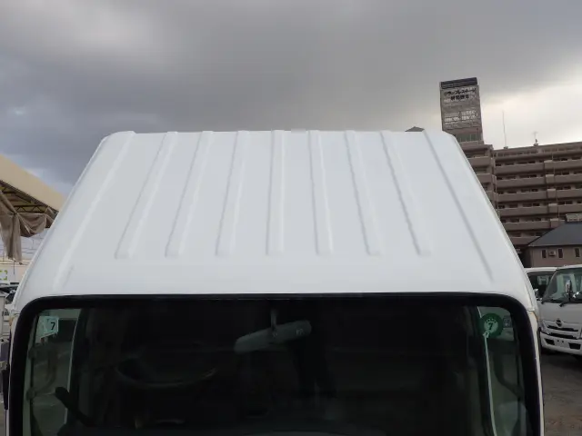 いすゞ エルフ TKG-NJR85AN(2WD)の写真45