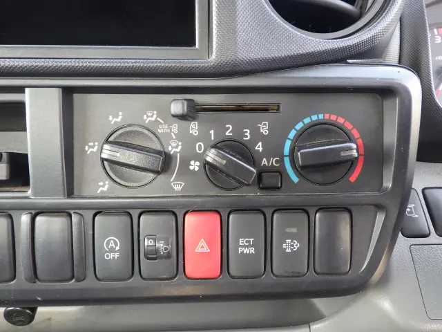 トヨタ トヨエース TKG-XZC605(2WD)の写真11