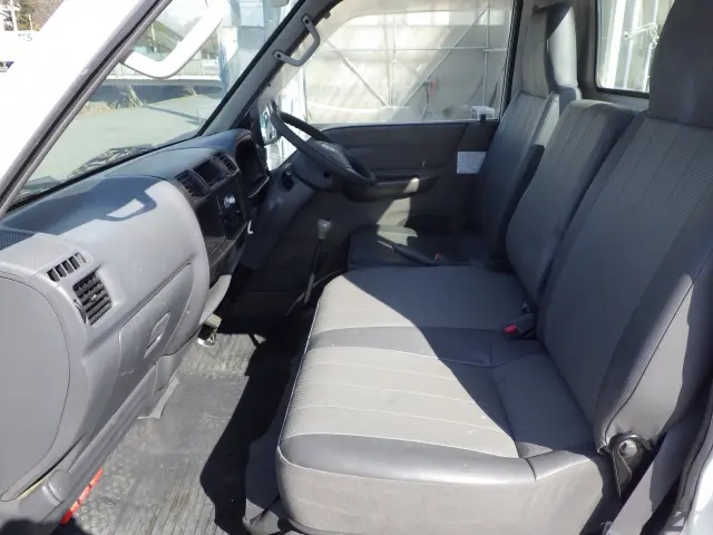 マツダ ボンゴトラック ADF-SKF2T(2WD)の写真8