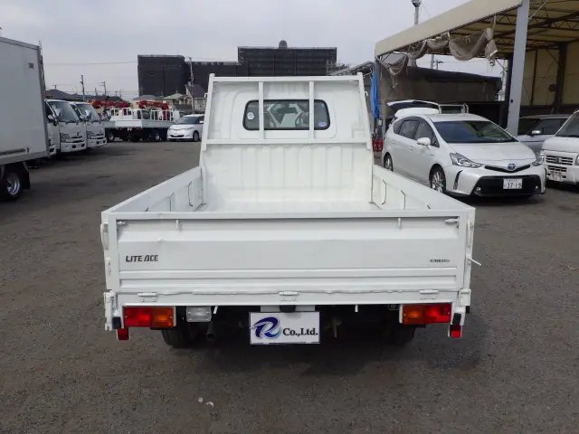 トヨタ ライトエーストラック DBF-S402U(2WD)の写真5