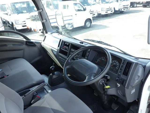 マツダ タイタン TKG-LPR85AN(2WD)の写真6