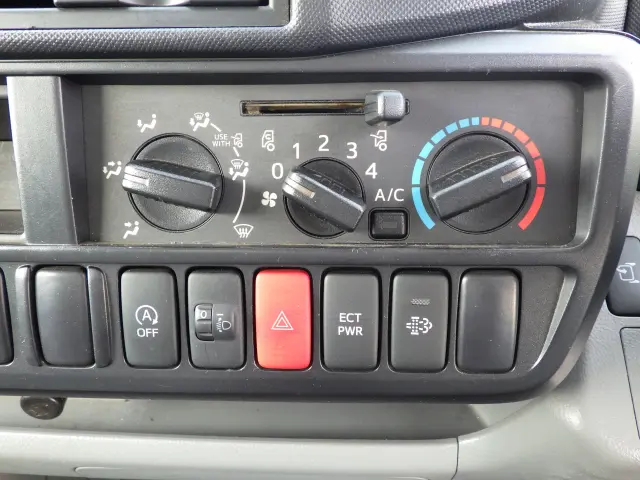 日野 デュトロ TKG-XZU605M(2WD)の写真12