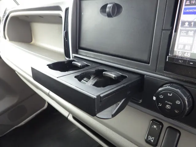 三菱 キャンター 2PG-FEB80(2WD)の写真15