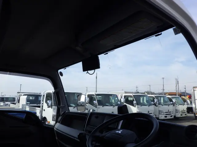 三菱 キャンター 2PG-FEB80(2WD)の写真24
