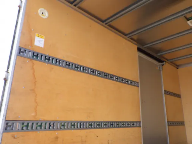 三菱 キャンター 2PG-FEB80(2WD)の写真28