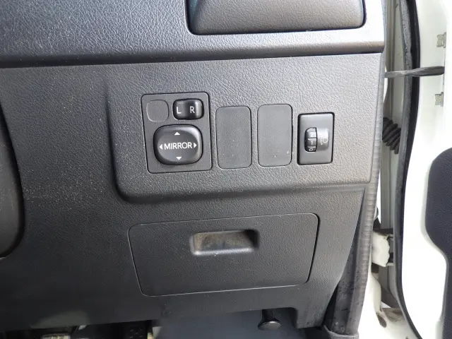 トヨタ タウンエーストラック DBF-S402U(2WD)の写真14