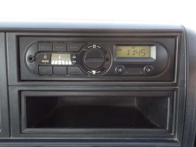 三菱 キャンター TKG-FBA60(2WD)の写真10