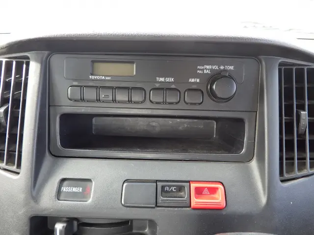 トヨタ タウンエーストラック DBF-S402U(2WD)の写真10