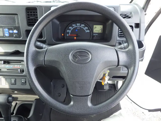 ダイハツ ハイゼットトラック 3BD-S500P(2WD)の写真18