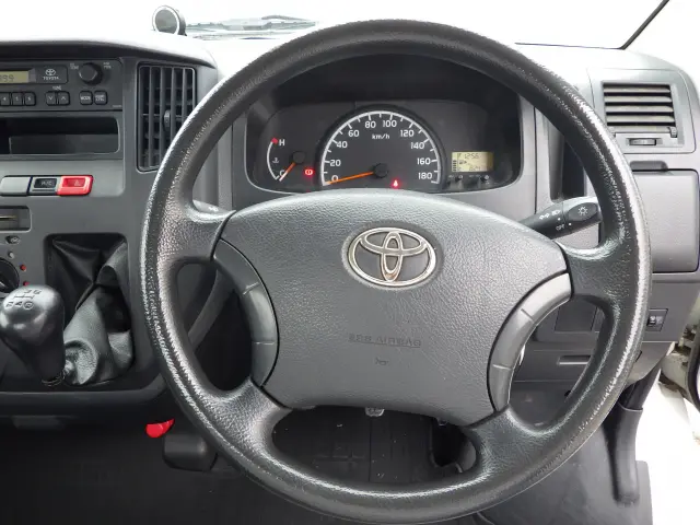 トヨタ ライトエーストラック DBF-S402U(2WD)の写真17
