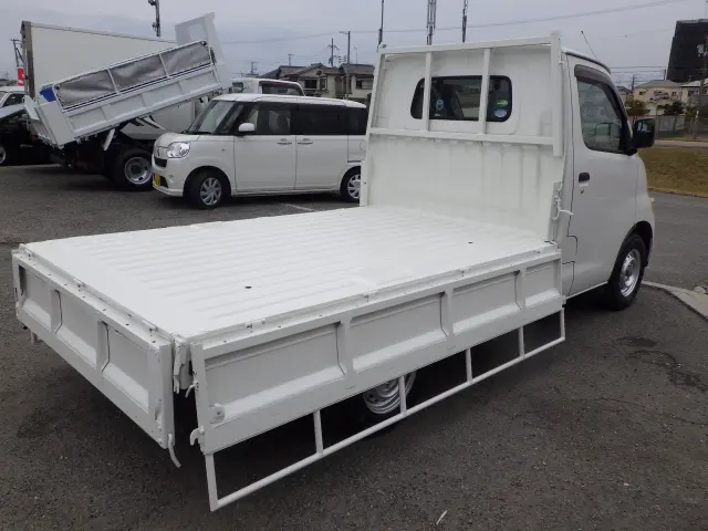 トヨタ ライトエーストラック DBF-S402U(2WD)の写真23